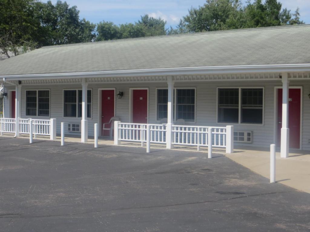 Day'S End Motel Plainville Exterior foto